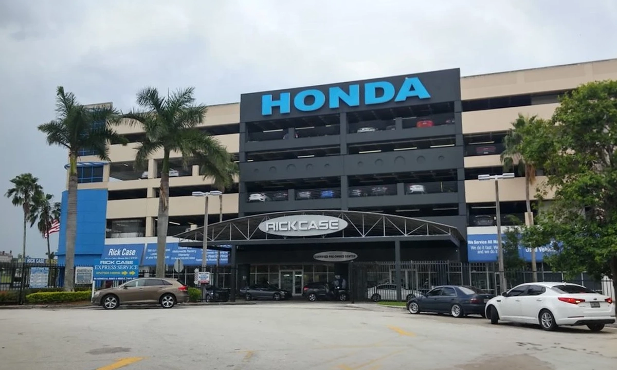 Rick Case
                Automotive Group Testimonial for JANECO